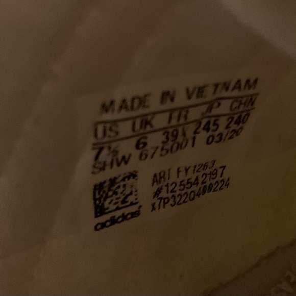 Iridescent Adidas NMD R1 FY1263 - Picture 7 of 8